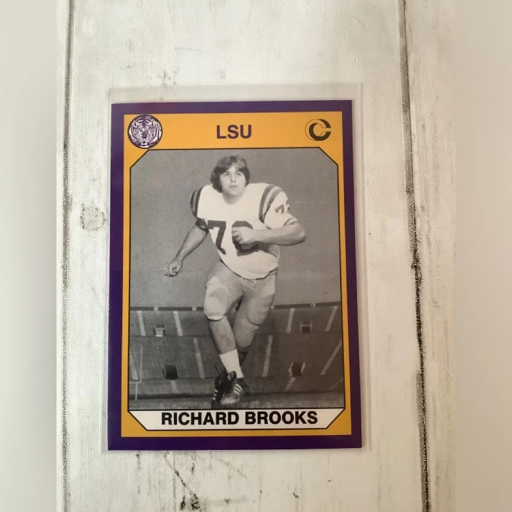 1990 Collegiate Collection LSU Tigers - #141 Richard Brooks (RC)